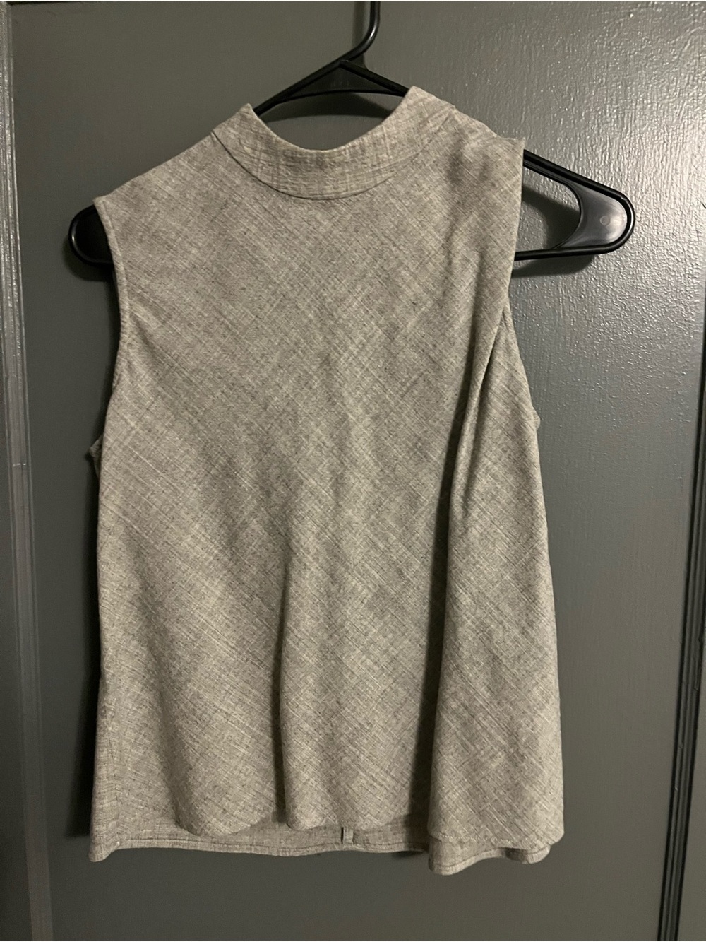 Burberry tan linen Sleeveless Mock Neck Top